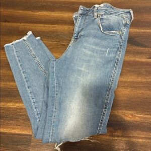 Zara Basic Dept Light Blue Denim Jeans